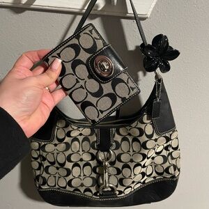 Black and Cream Designer Women's Bag and Wallet Set